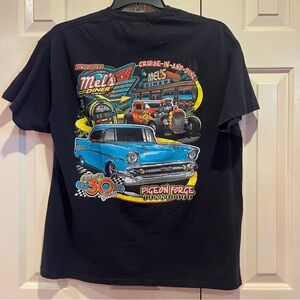 Mel’s Diner 30th Anniversary Cruise in and Dine T-Shirt Pigeon Forge Tennessee